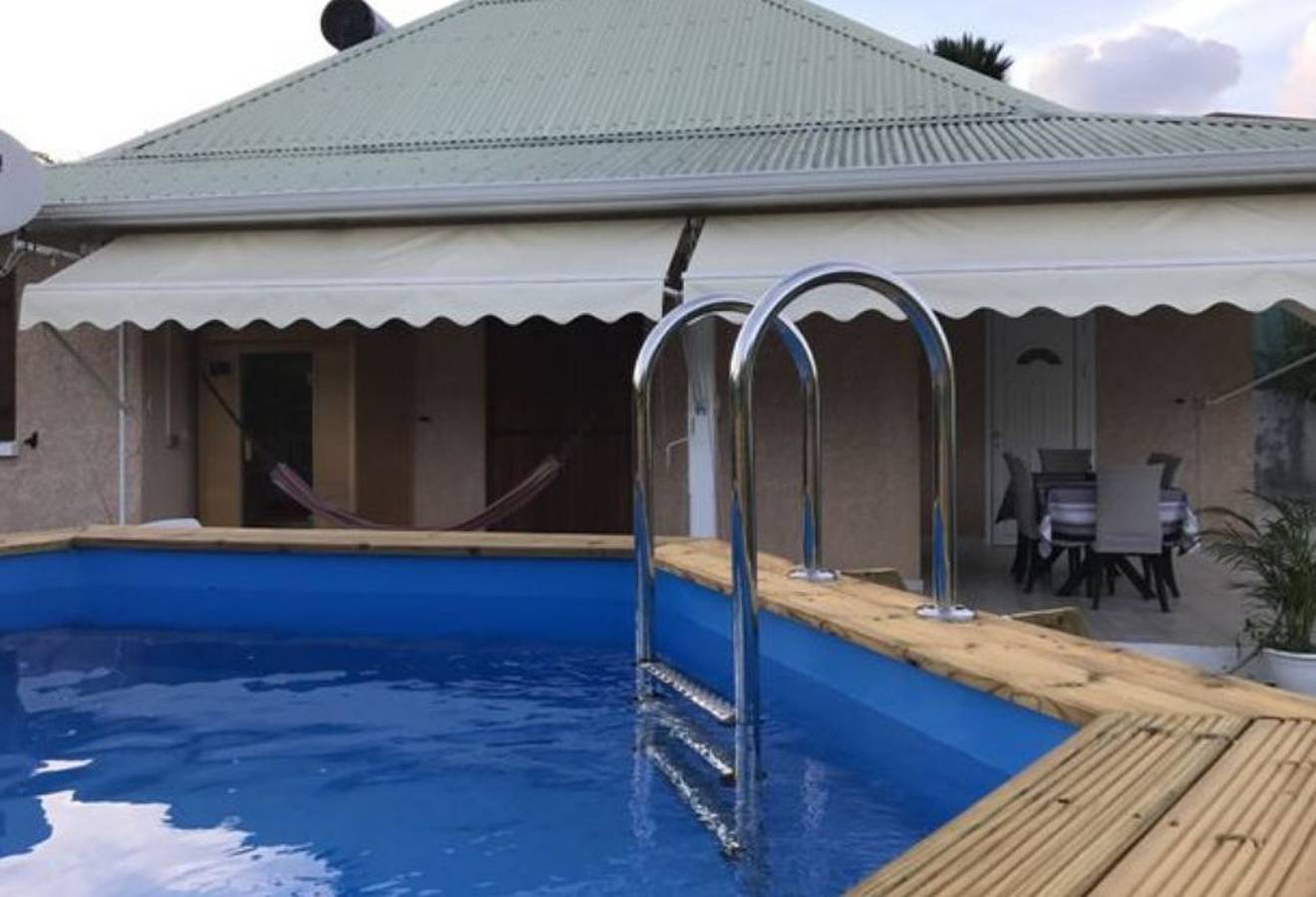 Villa pour 8 Personnes dans Sainte-Anne, Antilles