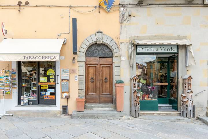 Room 'Stanza Della Guglia' with Wi-Fi and Air Conditioning in Monte San Savino, Chianti