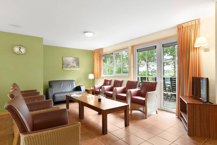 Bungalow für 24 Personen, mit Terrasse und Balkon/Terrasse - 1