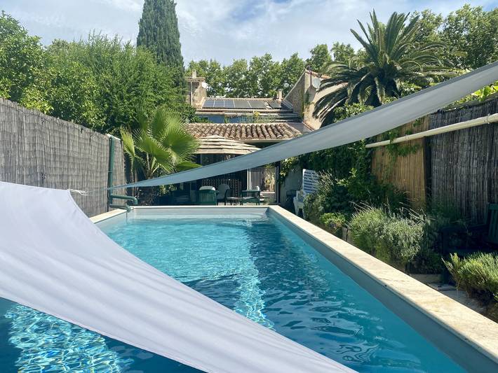 Location de vacances pour 10 personnes, avec Balcon/Terrasse et Jardin à Tourbes