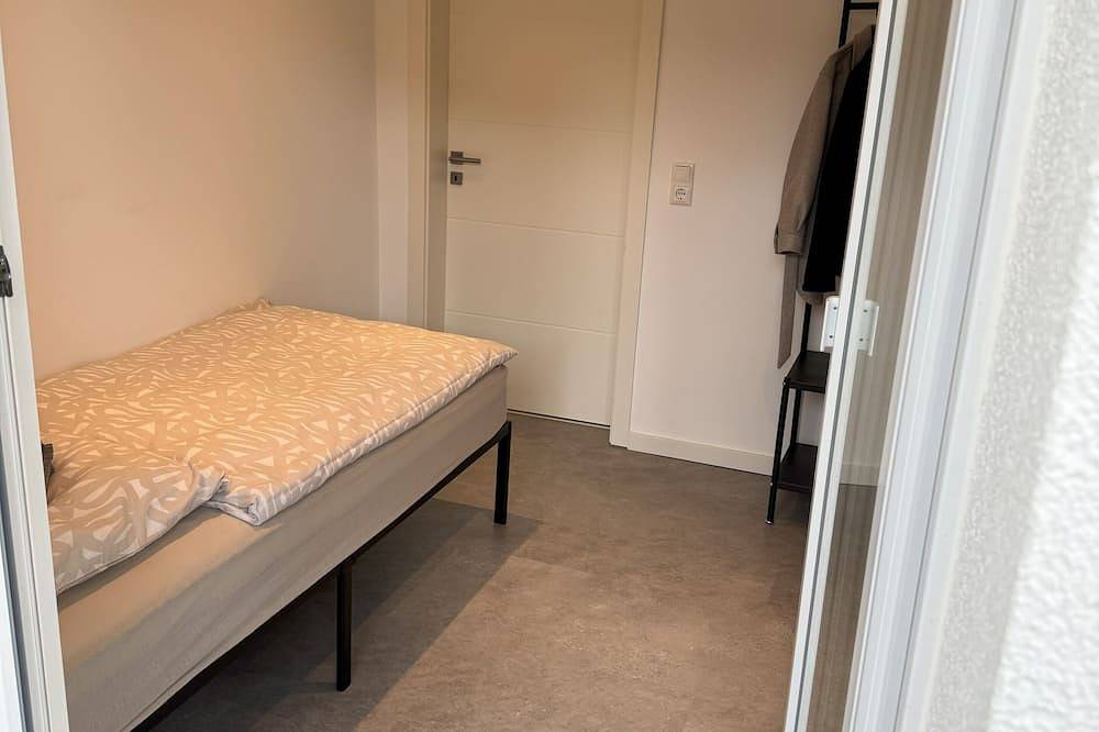 Ganze Wohnung, Stilvolle, ruhige und zentrale Ferienwohnung - 5 Min. von Bamberg entfernt in Hallstadt, Fränkisches Weinland