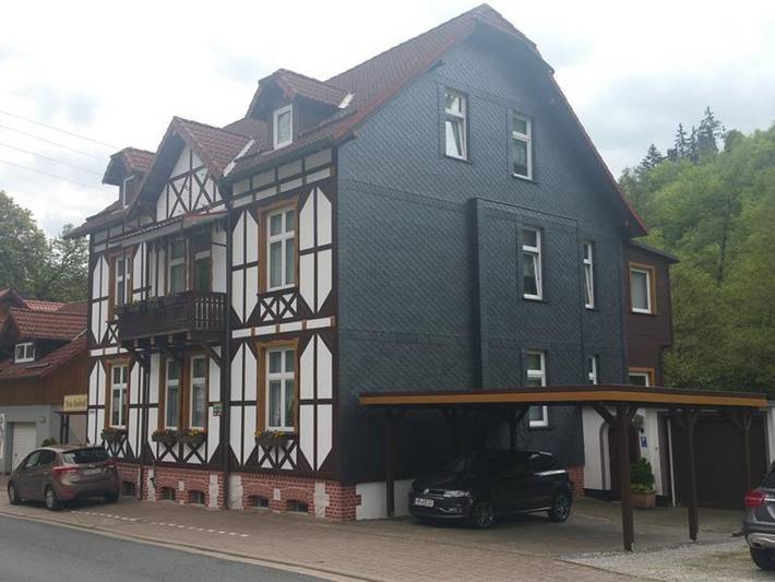 Ganze Ferienwohnung, Ferienwohnungen Haus Bodetal - Fam. Jeske - Ferienwohnung 1 -2 Balkone - Haustier erlaubt in Altenbrak, Thale