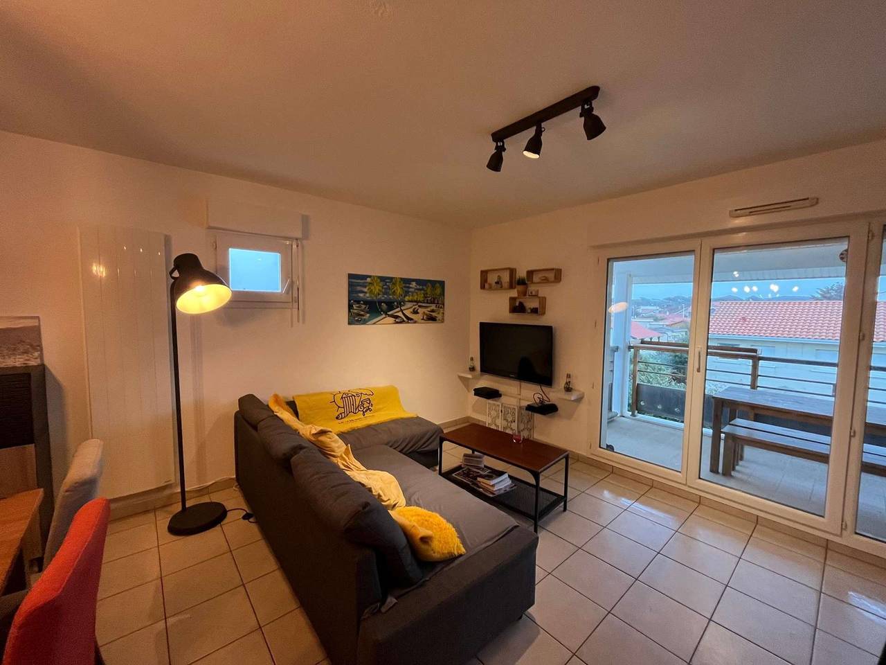 Ganze Ferienwohnung, Ferienwohnung für 4 Personen mit Pool in Biscarrosse Plage, Biscarrosse