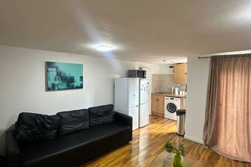 Holiday Apartment for 4 People in Hounslow, London, Photo 2
