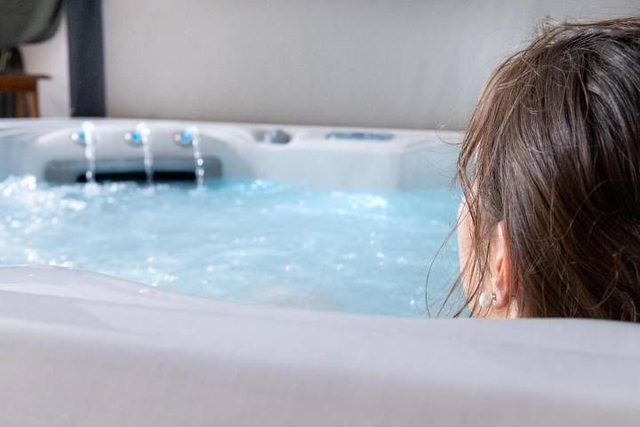 Location de vacances pour 2 personnes, avec jardin ainsi que jacuzzi et terrasse à Mouterre-Silly - 4