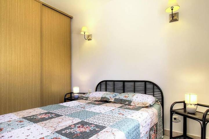 Location de vacances pour 6 personnes, avec terrasse à Pietralba - 2