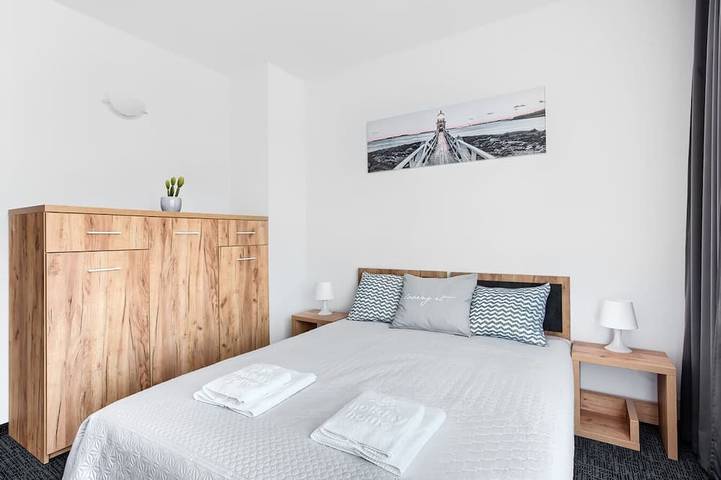 Ferienwohnung für 2 Personen, mit Balkon und Sauna sowie Whirlpool und Pool - 1