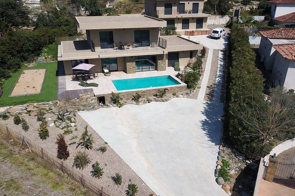Villa pour 6 Personnes dans Saint-Florent, Cap Corse