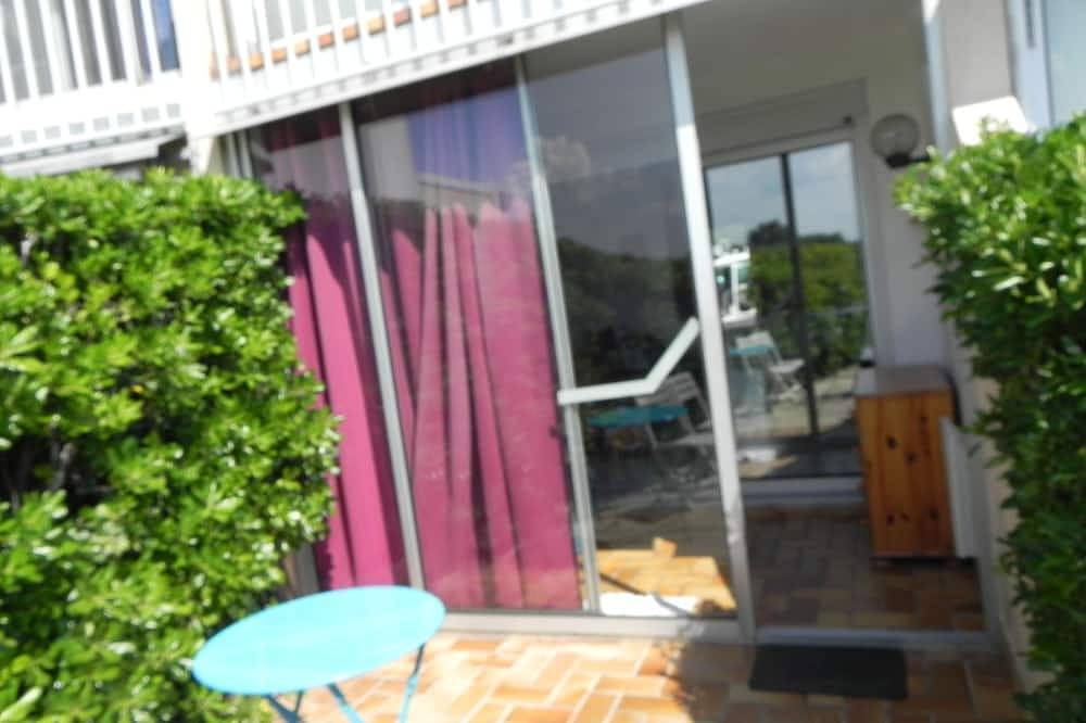 Appartement entier, Agreable studio pour curistes in Balaruc-les-Bains, Côte méditerranéenne (France)