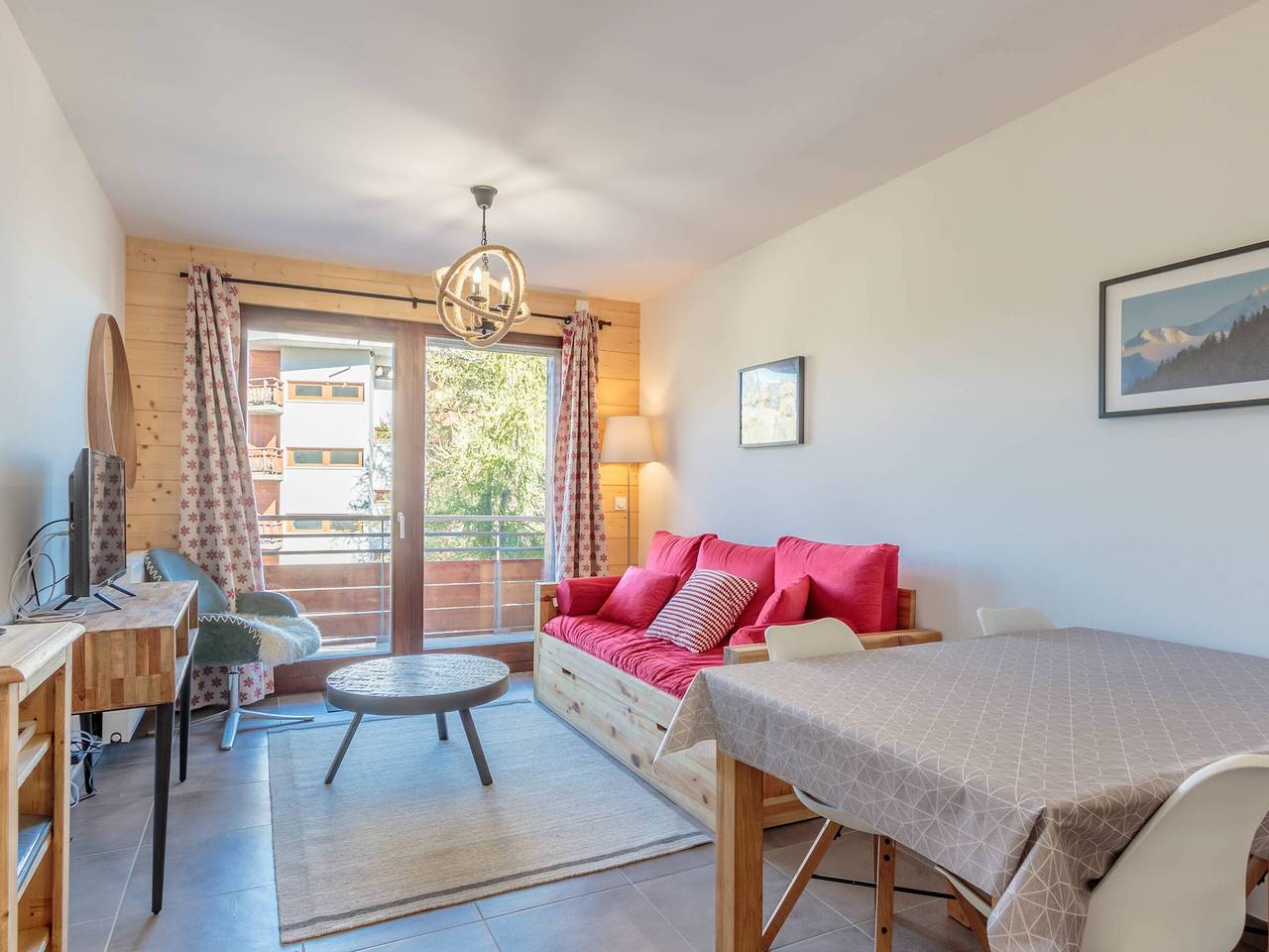 Appartement entier, Appartement 2 pièces avec balcon et garage à 100m des pistes in Plagne Centre, La Plagne-Tarentaise