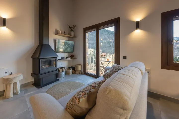 Chalet pour 4 personnes, avec terrasse et vue, animaux acceptés - 1