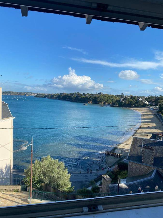 Appartement entier, Two-Bedroom Apartment in Dinard, Région de Saint-Malo
