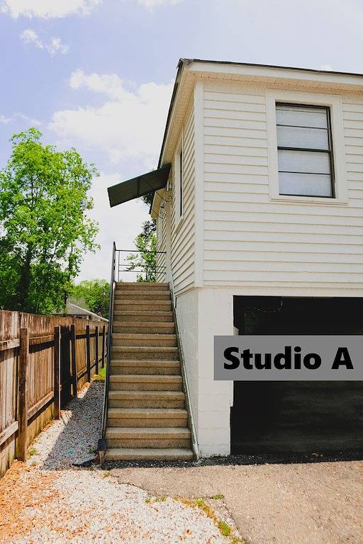 Vacation rental for 12 people, with yard in Baton Rouge