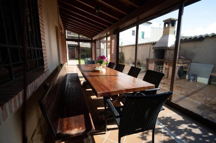 Casa rural para 10 personas, con Balcón y Terraza además de Jardín y Piscina en Carrión de los Condes - 4