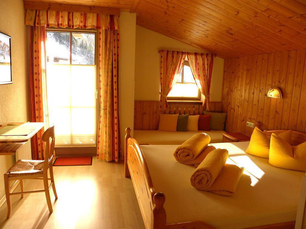 Entire holiday apartment, Appartment für 4 Pers. in Weißkamm, Sölden
