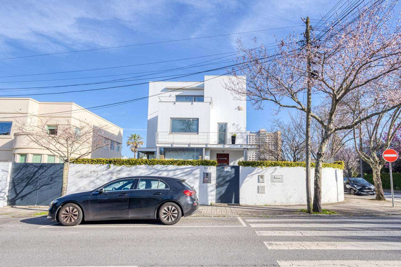 Three-Bedroom Villa in Πόρτο, Porto District