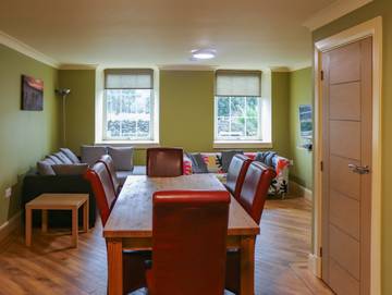 Holiday Rental for 5 People in Porthmadog, Gwynedd, Photo 2