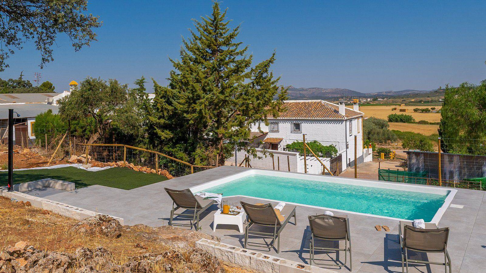 Cortijo Fuente La Lana Villanueva del Trabuco by Ruralidays in Villanueva del Trabuco, Provincia de Málaga