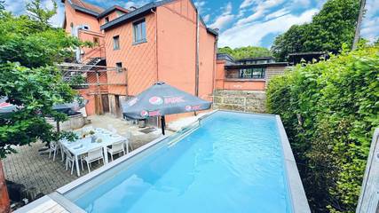 Ferienhaus für 15 Personen, mit Sauna und Terrasse sowie Pool in Spa