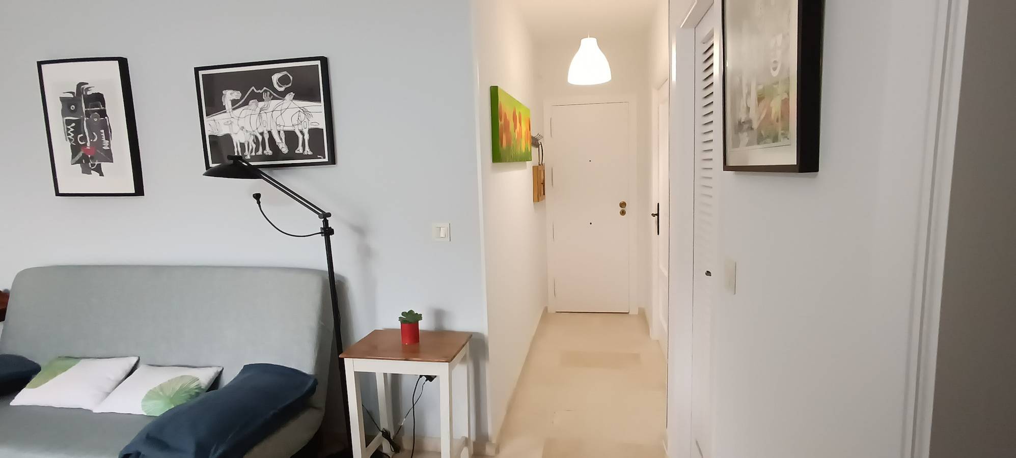 Entire apartment, Apartment 'Brisa y Mar' with Shared Pool, Private Terrace and Wi-Fi in Calahonda, Costa Tropical