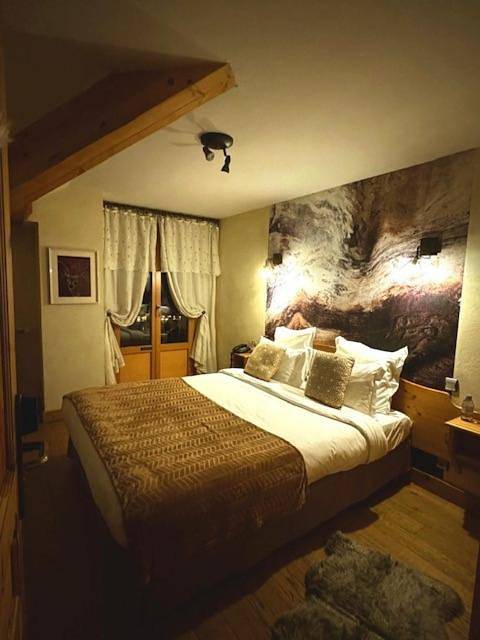 Double Room with Mountain View in Mont-Saxonnex, Région de Bonneville