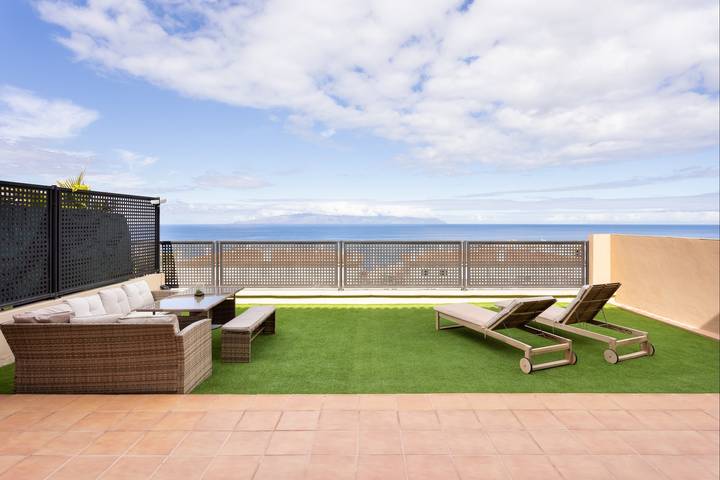 Bungalow für 2 Personen, mit Meerblick und Terrasse sowie Garten und Pool in Teneriffa Süd