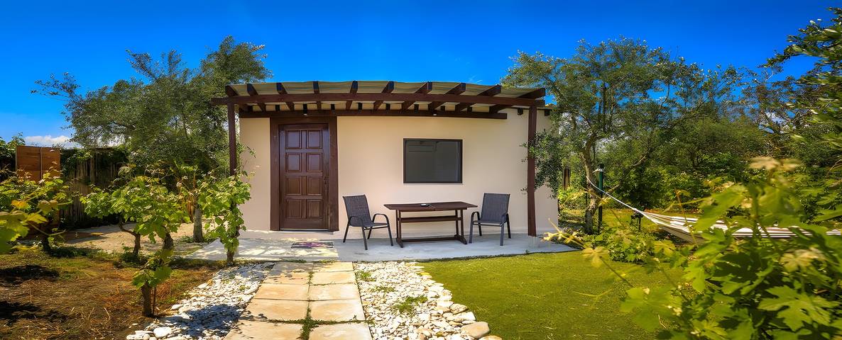 Country House 'Terra Vine Collection - Raisin Hous' with Wi-Fi and Air Conditioning in Vanato, Zákynthos