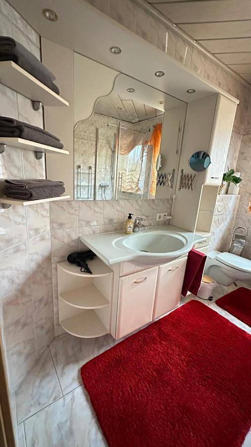Ferienwohnung für 4 Personen, mit Balkon und Terrasse sowie Ausblick in Ansbach - 2