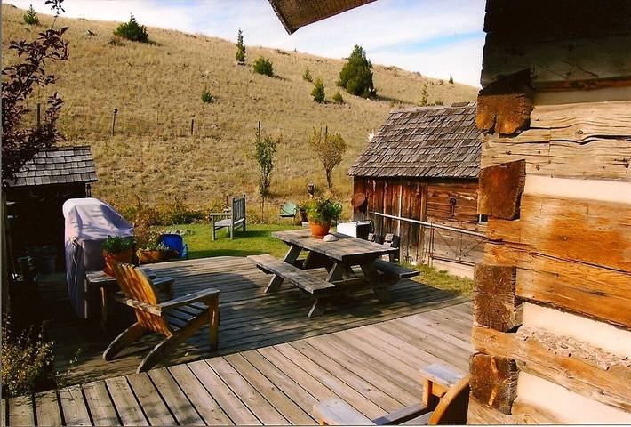 Vacation rental for 5 people, with yard and terrace in Montana