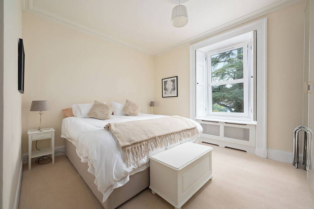 House with Private Indoor Heated Pool, Sauna & Hot tub in Angus
