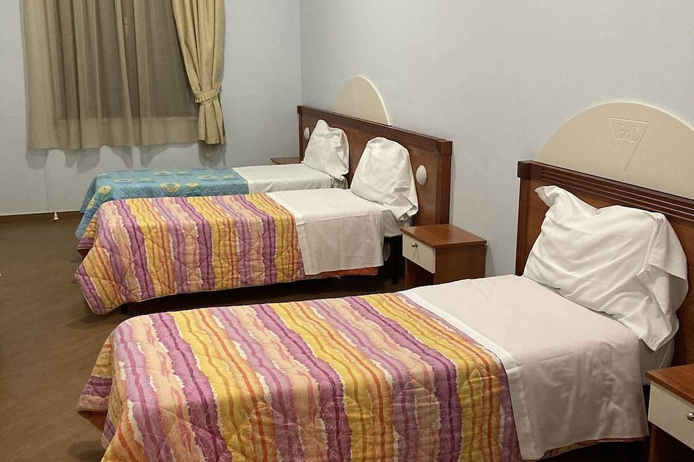 Residence Le Ginestre Double room N ° 4 in Avezzano, Provincia di L'Aquila