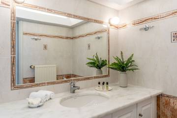 Villa for 6 Guests in Oia, Santorini, Picture 3