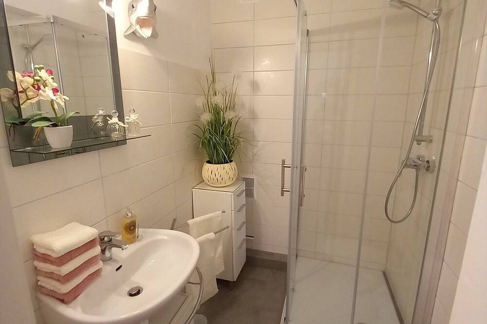 Ganze Wohnung, Traumwohnung mit Domblick und Balkon - Köln Messe Deutz in Köln, Rheinland