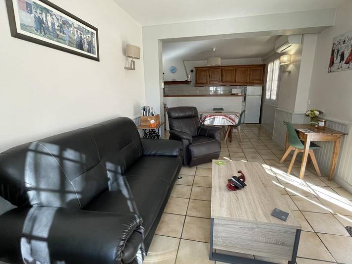 Gîte pour 2 personnes, avec terrasse et jardin, animaux acceptés à Uhart-Cize - 3