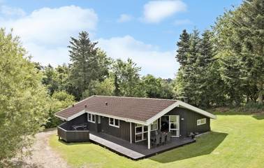 Ferienhaus für 10 Personen, mit Sauna und Terrasse sowie Whirlpool, mit Haustier auf Langeland