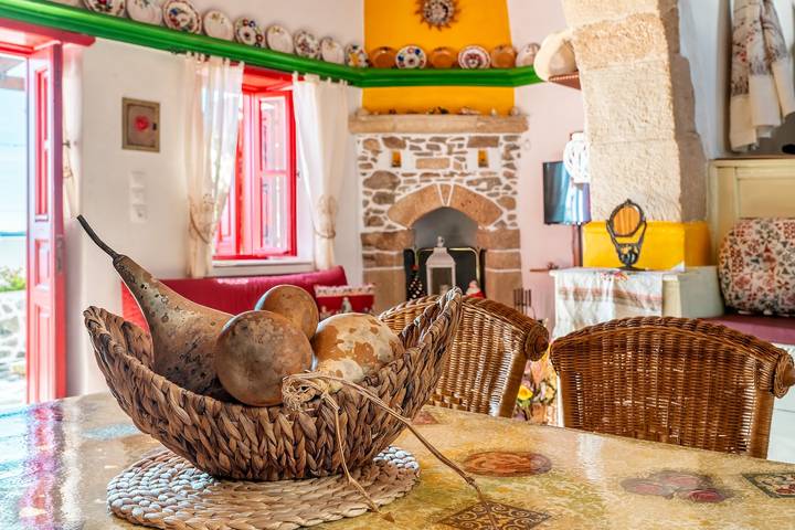Holiday Home 'Tis Manas' with Sea View, Private Terrace and Wi-Fi in Asklipio, Rhodos