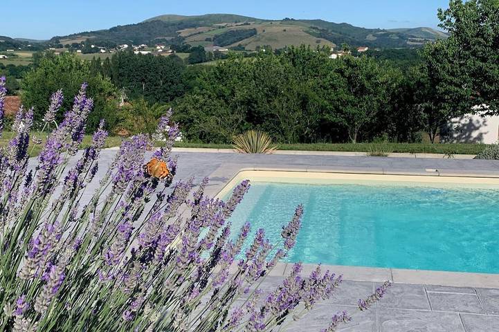 Maison de vacances pour 12 personnes, avec jardin et jacuzzi