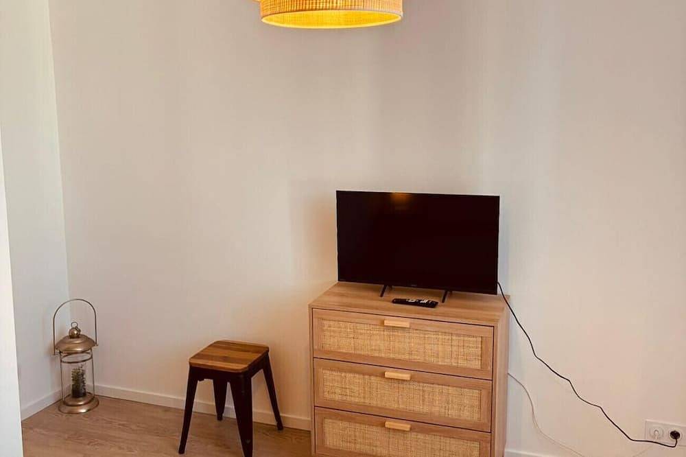 Entire apartment, L'explorateur - T2 Vierzon quartier hopital in Vierzon, Vierzon Region