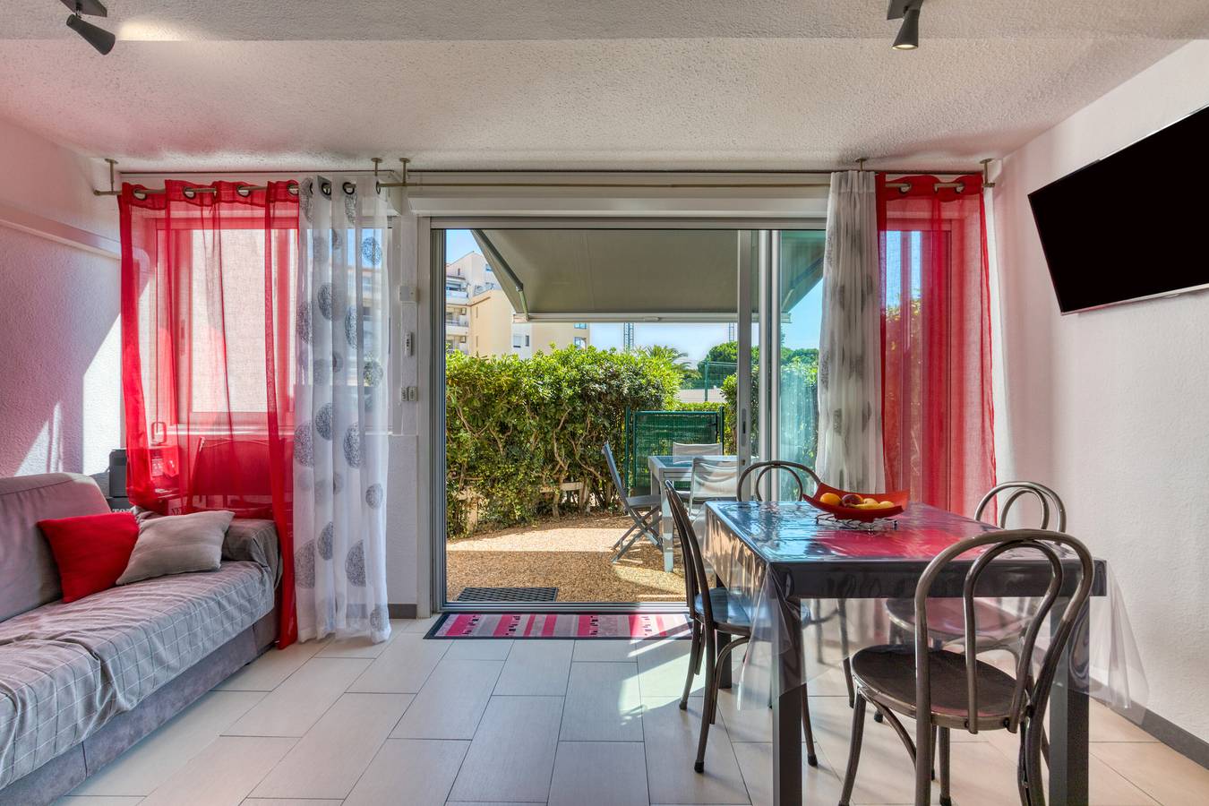 Appartement entier, Appartement 'Cap d'Agde' avec piscine partagée, Wi-Fi et climatisation in Cap d'Agde, Agde