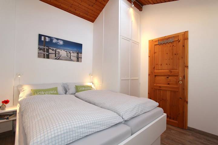 Ferienhaus für 4 Personen, mit Balkon/Terrasse und Balkon sowie Terrasse und Garten in St. Peter-Ording - 4