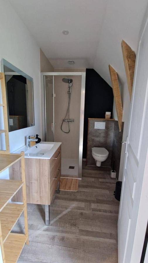 Double Room in Le Falgoux, Parc naturel régional des Volcans d'Auvergne