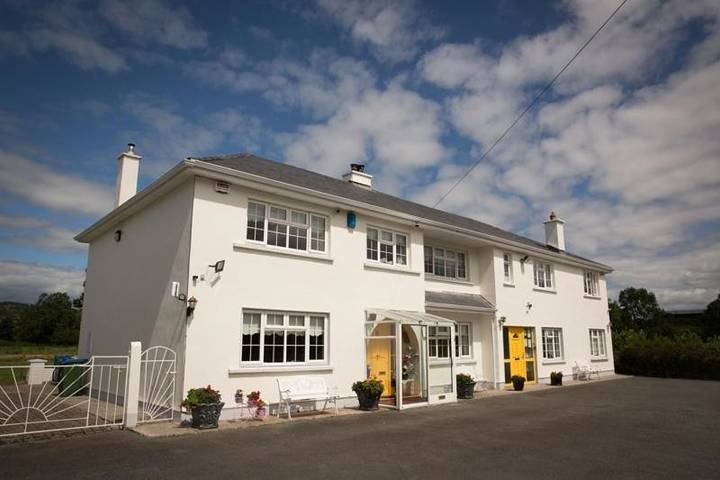 Bed & breakfast for 3 people, with Terrace and View in County Tipperary