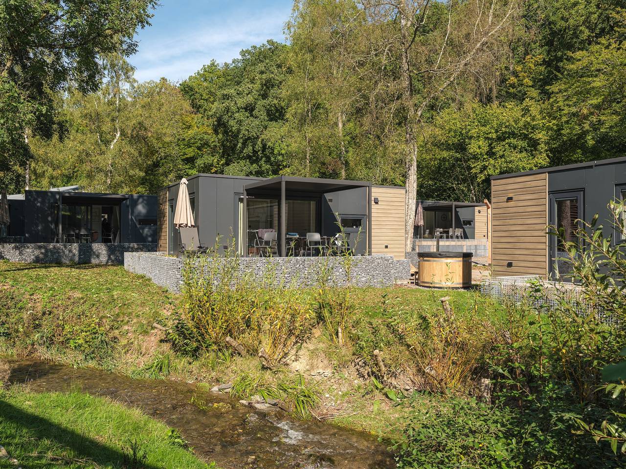 Resort Walsdorf — Sauwer Lodge with hot tub | 4 persons in Luxemburgo