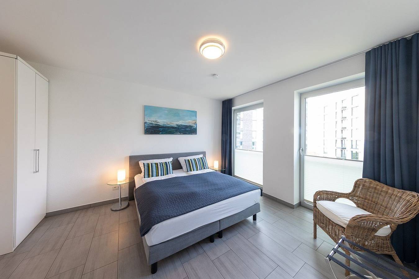 Ganze Wohnung, Ferienwohnung Tidenhub. Premiumlage und mit Stil. in Bremerhaven-Mitte, Bremerhaven