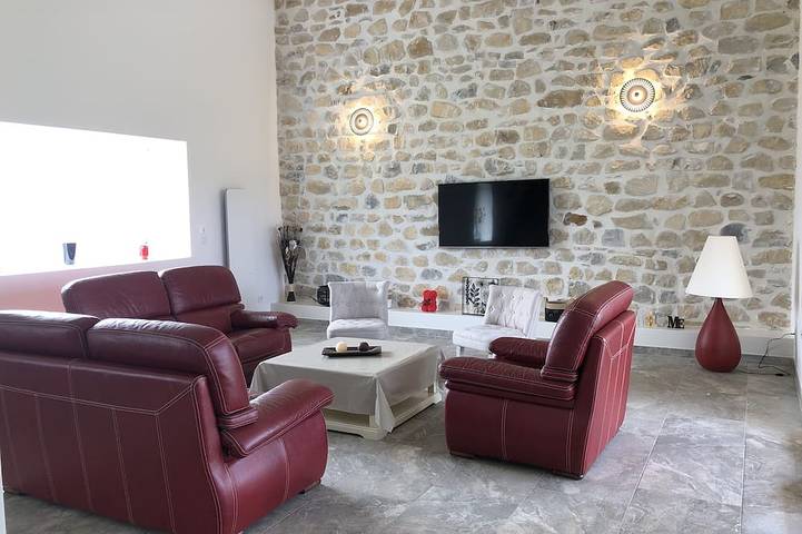 Location de vacances pour 10 personnes, avec jardin et terrasse à Lagorce - 4