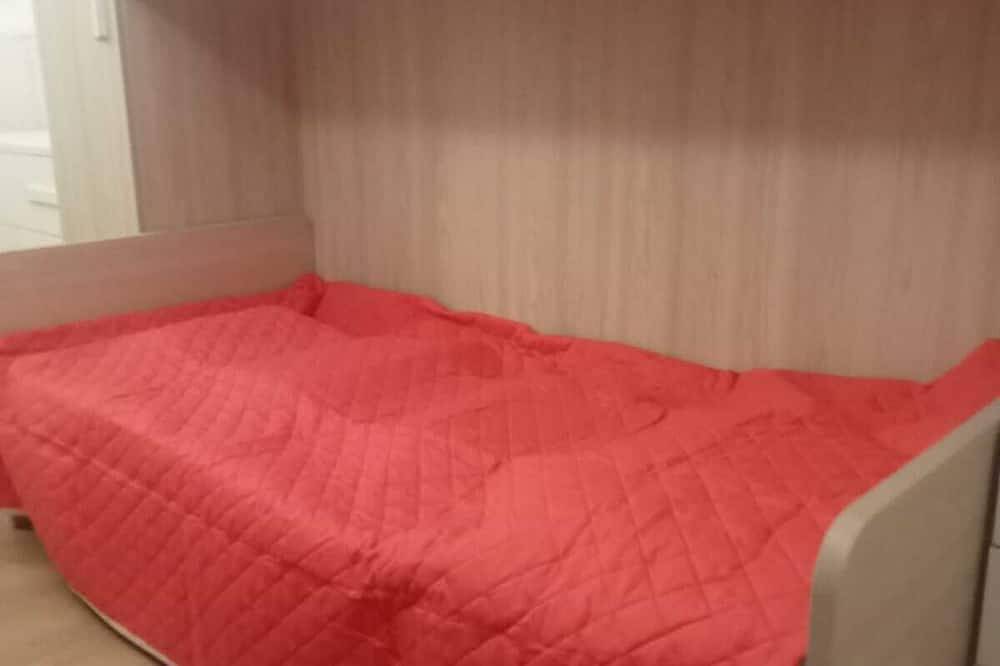 Grandfather Ludovico vacation home in Roccasicura, Alto Molise