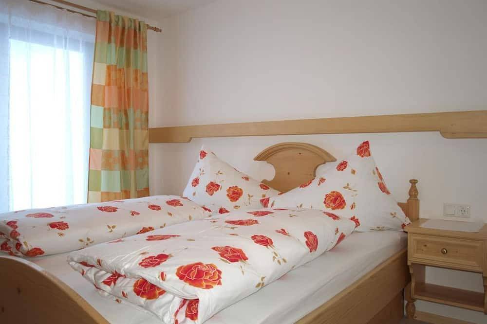 Ganze Wohnung, Wohnung Adler 70m²/1 Schlafr/1 Wohnschl/Du/Wc sep. - Alpenchalet \"Der Tyroler in Going am Wilden Kaiser, Kaisergebirge