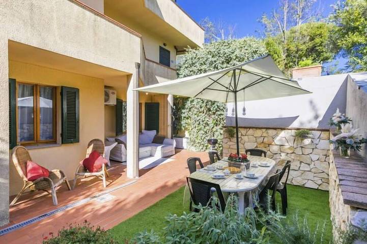 Appartamento per 4 persone, con giardino e piscina nonché terrazza, con animali domestici in Montescudaio