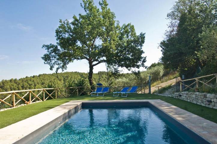 Chambre d’hôte pour 4 personnes, avec jardin ainsi que vue et piscine dans Ombrie - 4