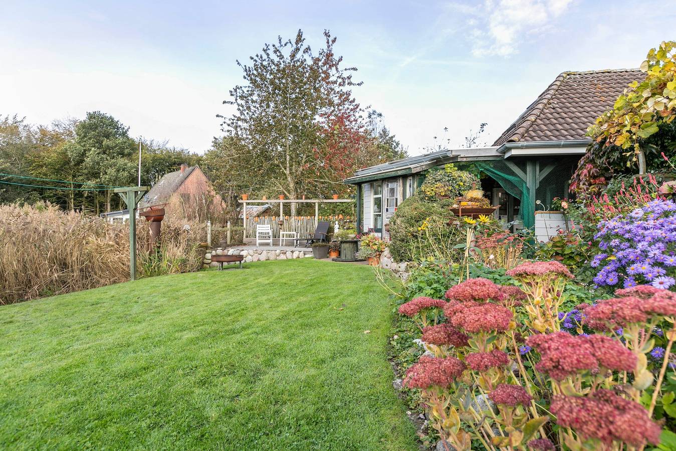 Ganze Wohnung, Ferienwohnung Freiblick" mit gemeinsamer Terrasse, Gemeinschaftsgarten und Wi-Fi in Neukirchen (Nordfriesland), Nordfriesland